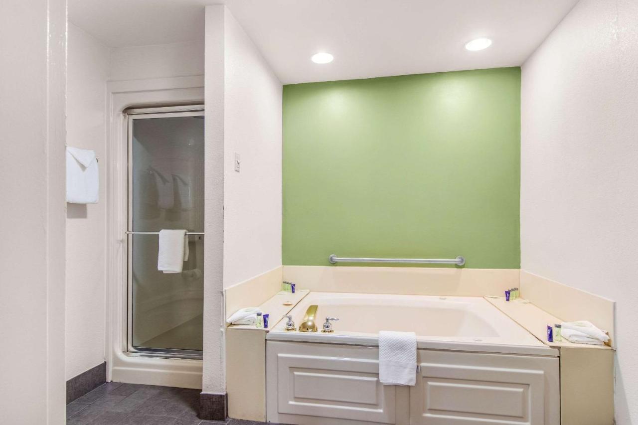 Sleep Inn Austintown - Youngstown, West Bagian luar foto